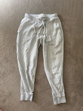 American Eagle Outfitters Light Gray Kids Sweatpants